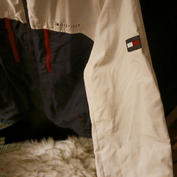 Men's Tommy Hilfiger Jacket sz lg - Picture 5 of 13